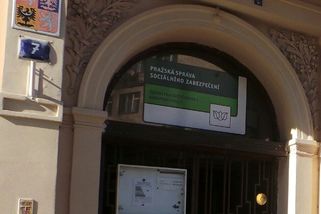 Sociálka vyplácela důchod ženě z Tachovska ještě 25 let po její smrti. Policie pochybení nezjistila - Novinky